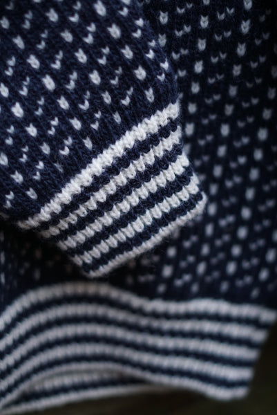 Norlender Island Fisherman’s Sweater - Navy & white neck band