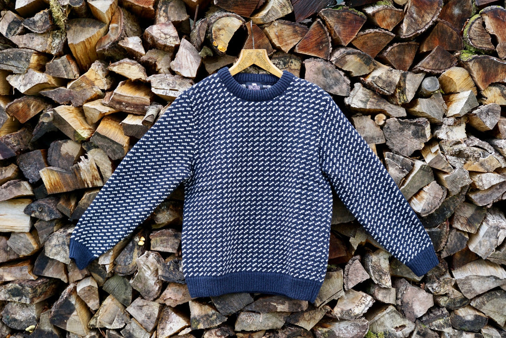 Norlender Svalbard Fisherman s Sweater Navy Flow hay