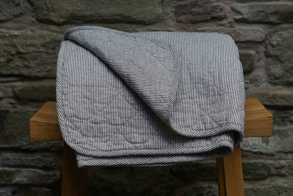 IBL quilted throw - grey stripe